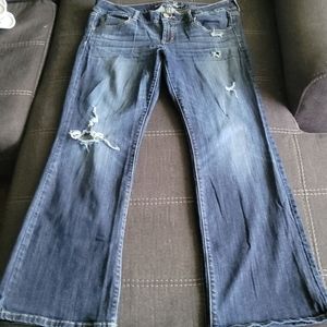 American Eagle "Favorite Boyfriend" Jeans size 14